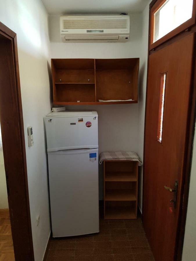 Apartmani Rosanda Petrcane Eksteriør bilde